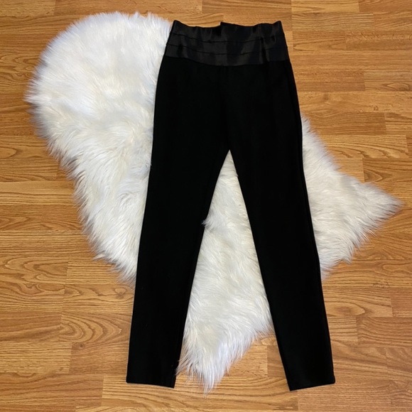 🔻SALE🔻BEBE🔹EXCELLENT CONDITION - Picture 2 of 7